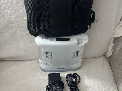 INOGEN ONE G3 OXIGEN CONCENTRATOR hours 2585.7