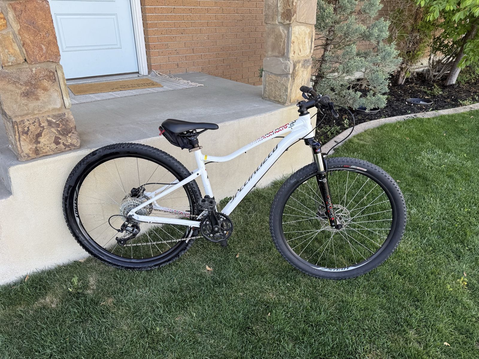 Specialized Jynx Comp Hardtail Mountain Bike