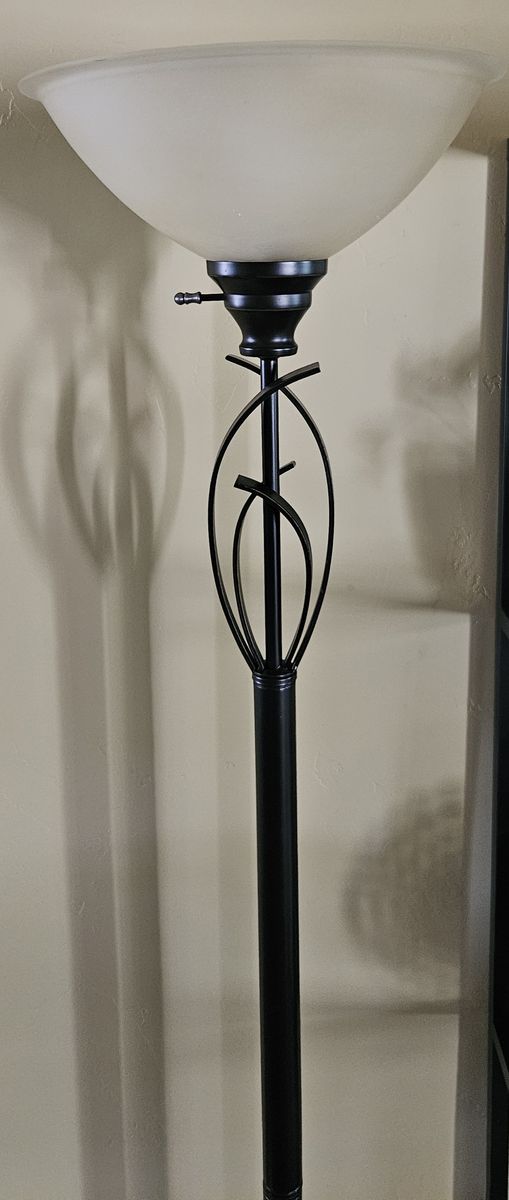 Main image 3