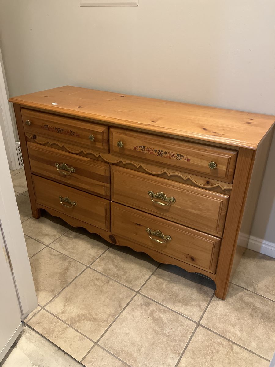 Dresser