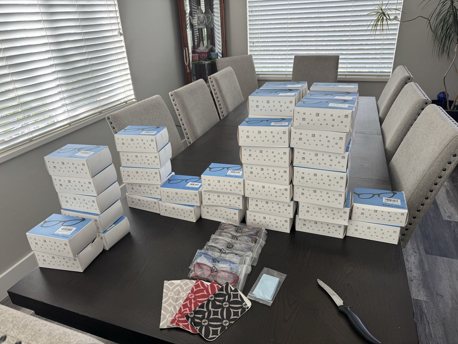 60 (6) packs of cat eye reading glasses in many different strengths