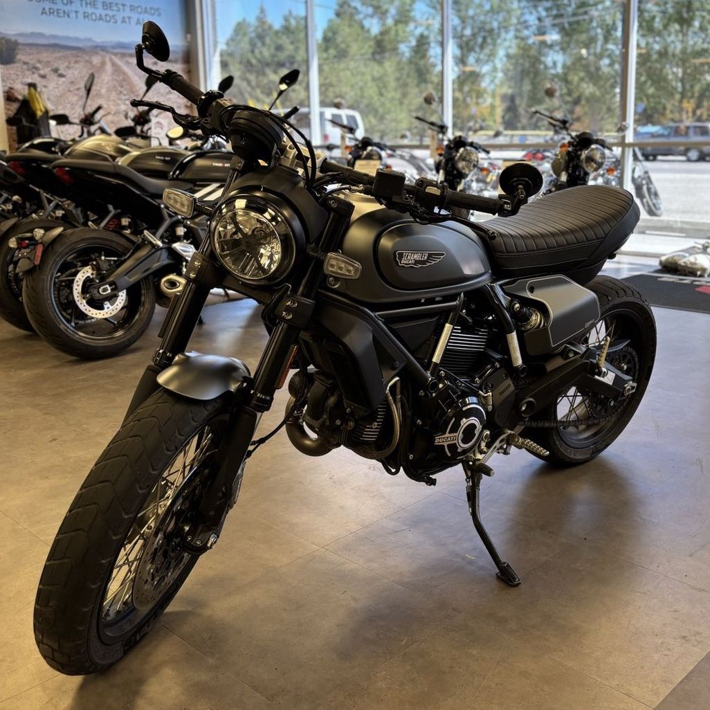 2022 Ducati Scrambler 800 Night Shift Edition