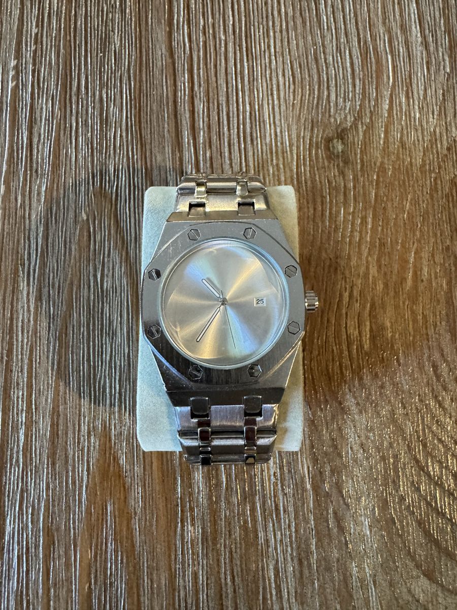 Lucky Fours watch