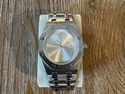Lucky Fours watch