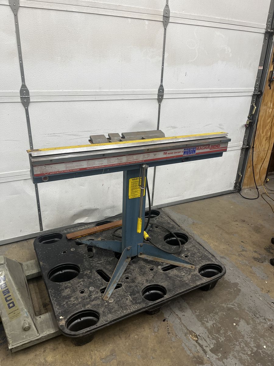 Roper Whitney Magnabend sheet metal brake