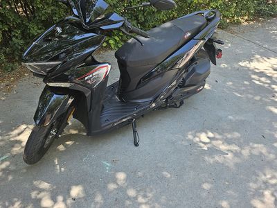 2026 Xprousa Tinian 200 Scooter. 15 miles.