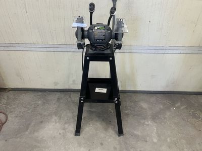 Bench grinder
