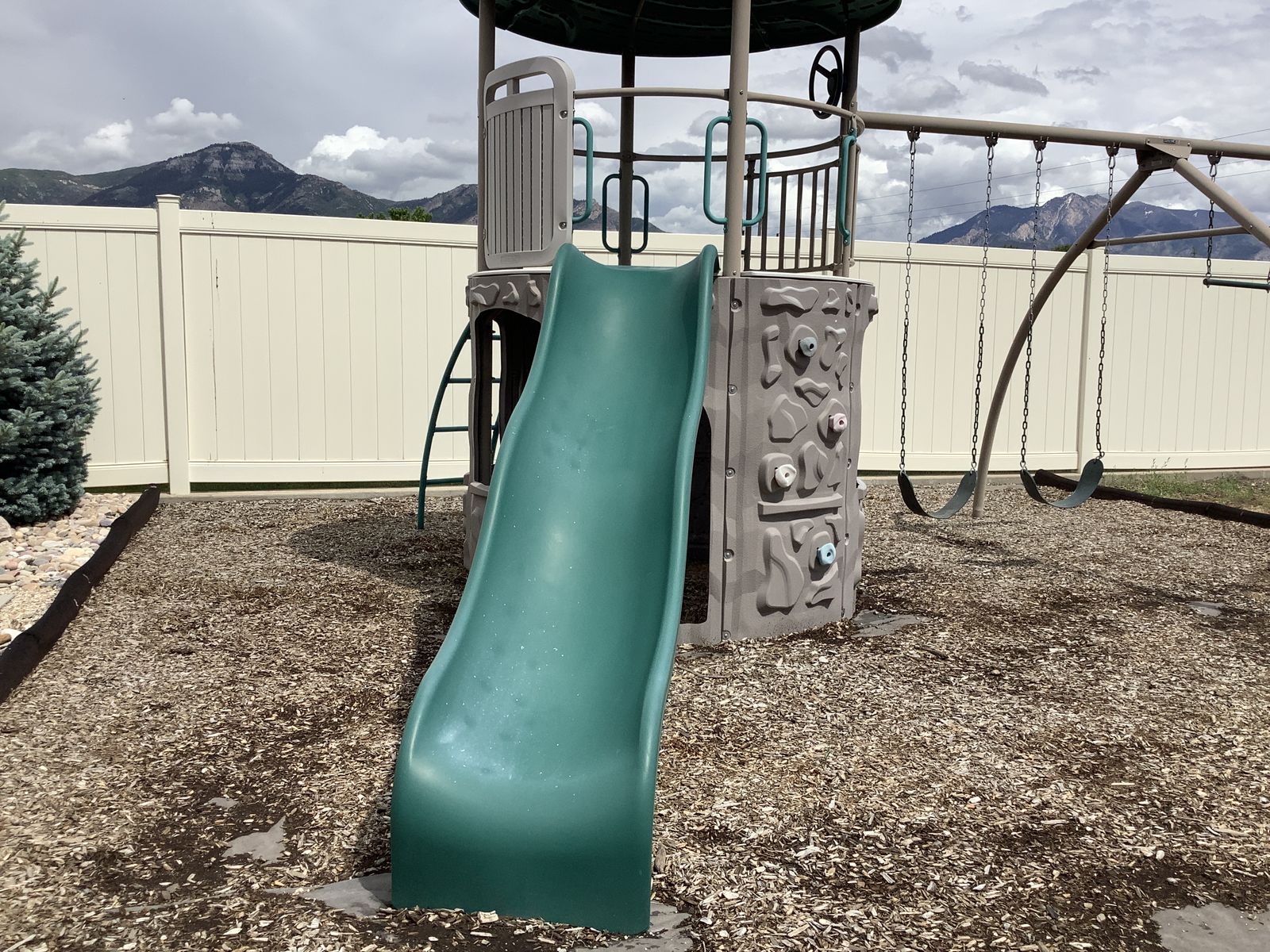 Main image 11