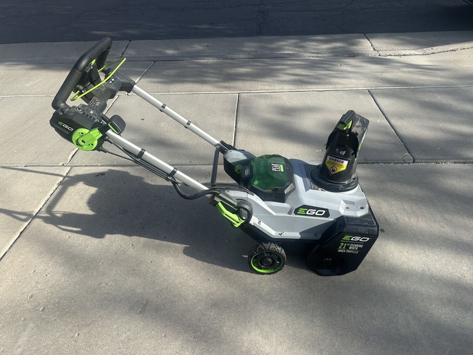 EGO 21” Power Snow Blower w/ 2 Batteries & Charger