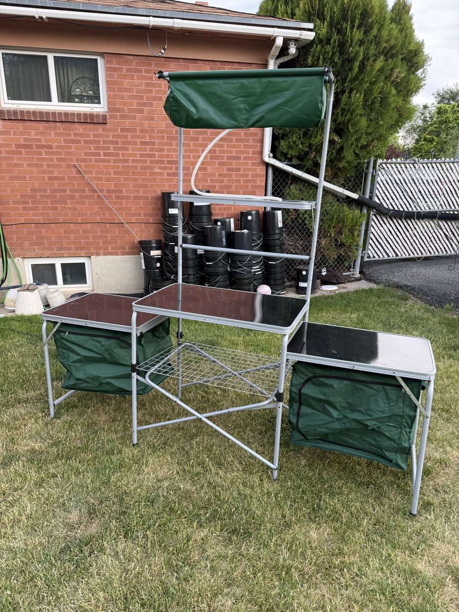 Camp Kitchen