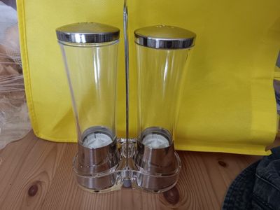 Pampered Chef Glass & Stainless Steel Salt & Pepper Shaker Set with Caddy, Clear/Silver