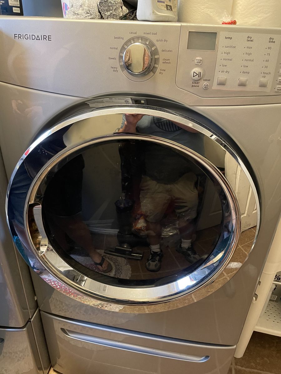 Fridgeidair Dryer $100