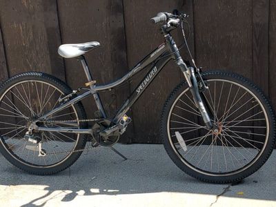 2008 Specialized HotRock 24" kids bike