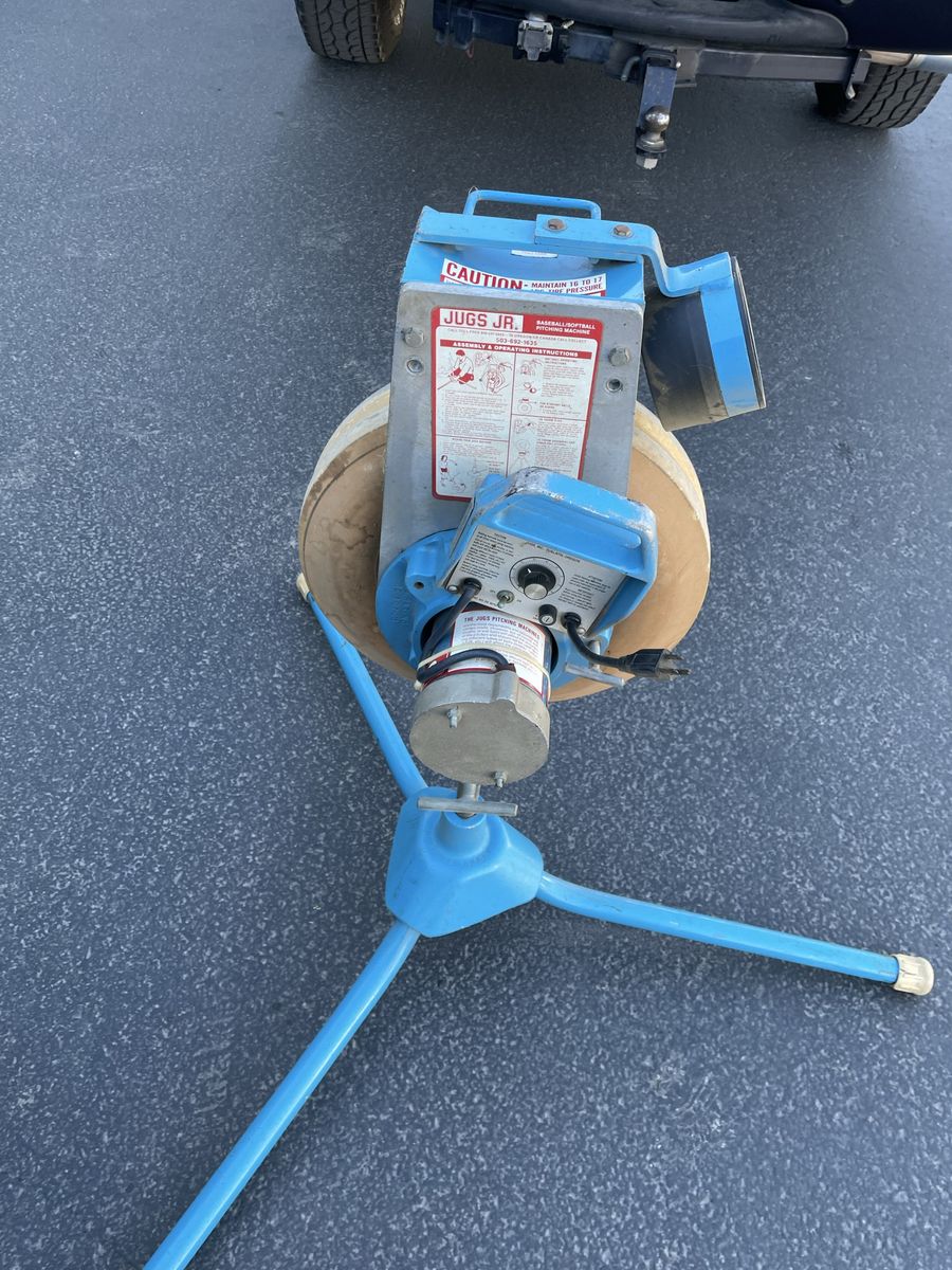 Jugs Softball Baseball Pitching Machine - Portable & Versatile Training Equipment