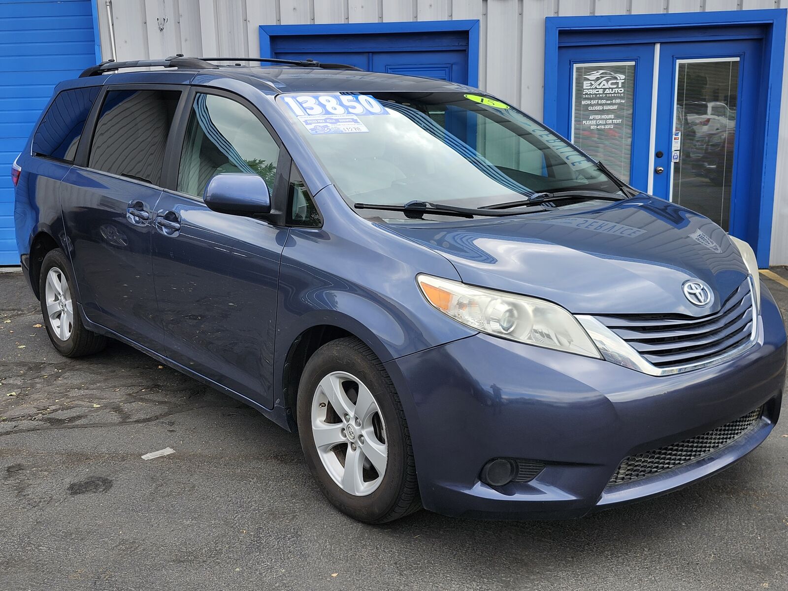 2015 Toyota Sienna LE 8-Passenger