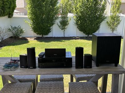 Onkyo 5.1 Home Theater Surround Sound System - Complete Bundle (HT-R370)