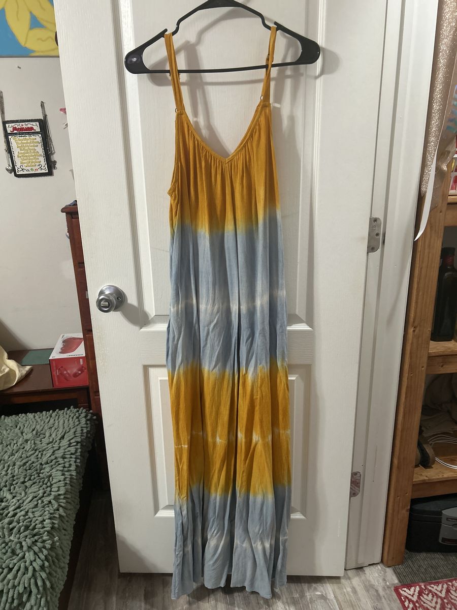 Tie-Dye Maxi Dress V-Neck Adjustable Straps Yellow Blue Ombre Smocked Back