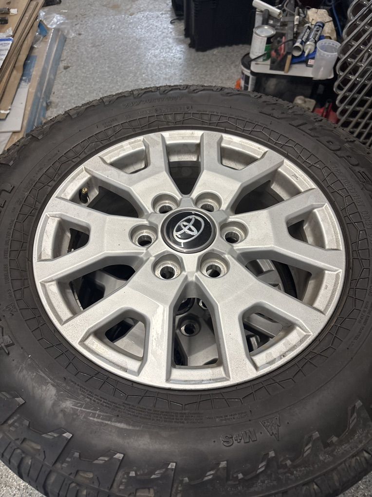 2024 toyota Tacoma Wheel Tire Lug