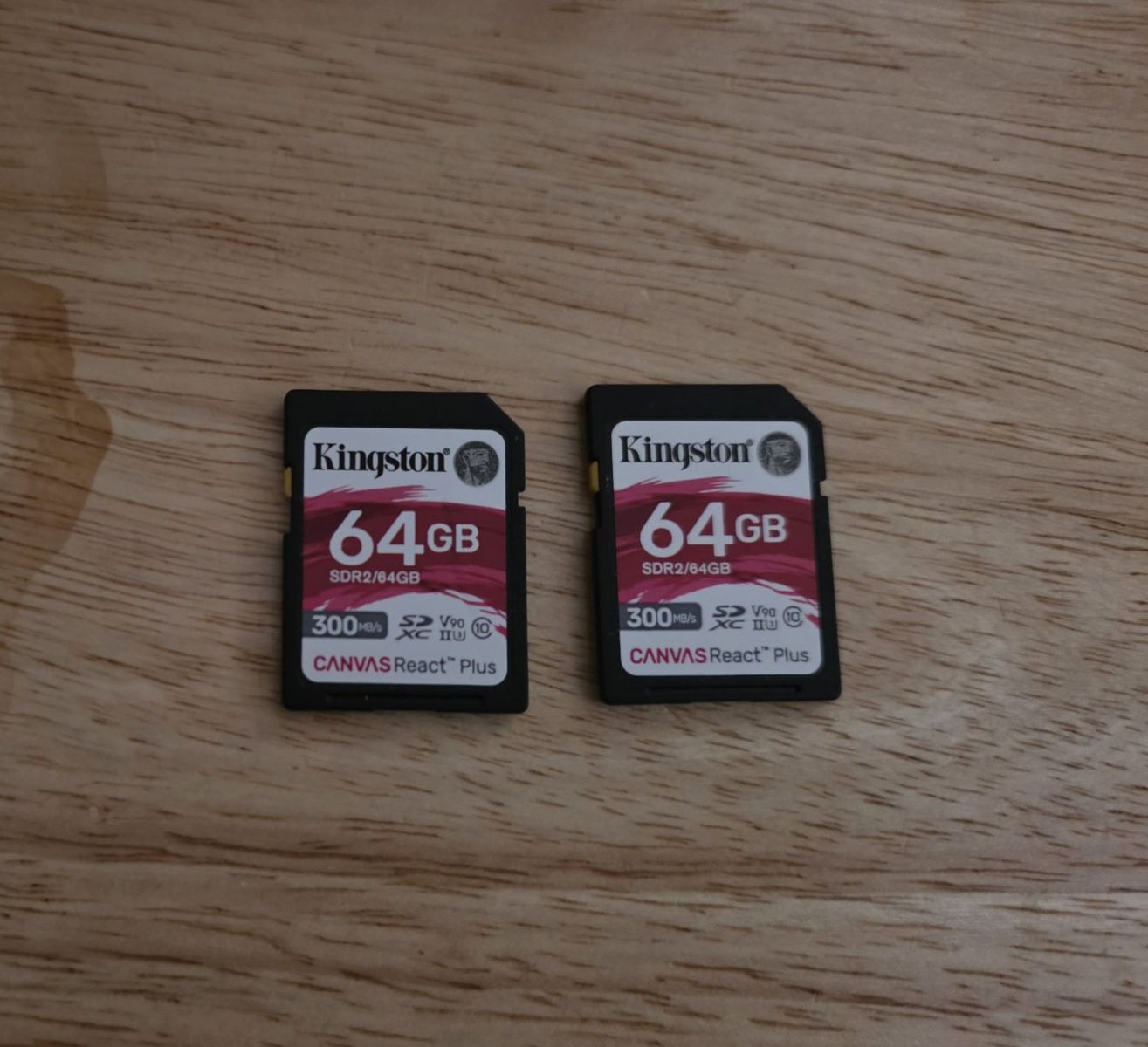 Sd cards 64gb V90 300 mbs
