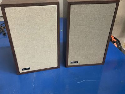 Advent 3 Vintage Bookshelf Speakers Set 8 Ohm – Used