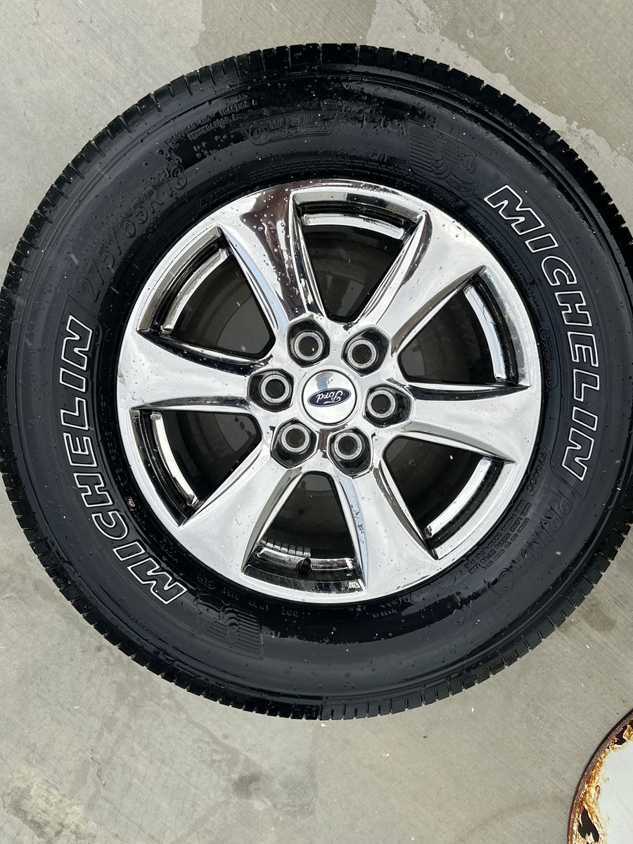 Ford F-150 Stock wheels