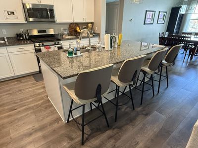 4 beautiful and newer swivel bar stools