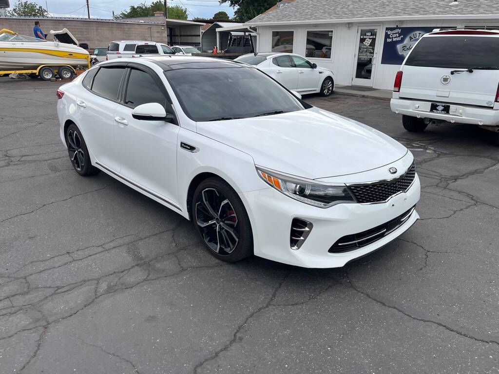 2016 Kia Optima SXL Turbo