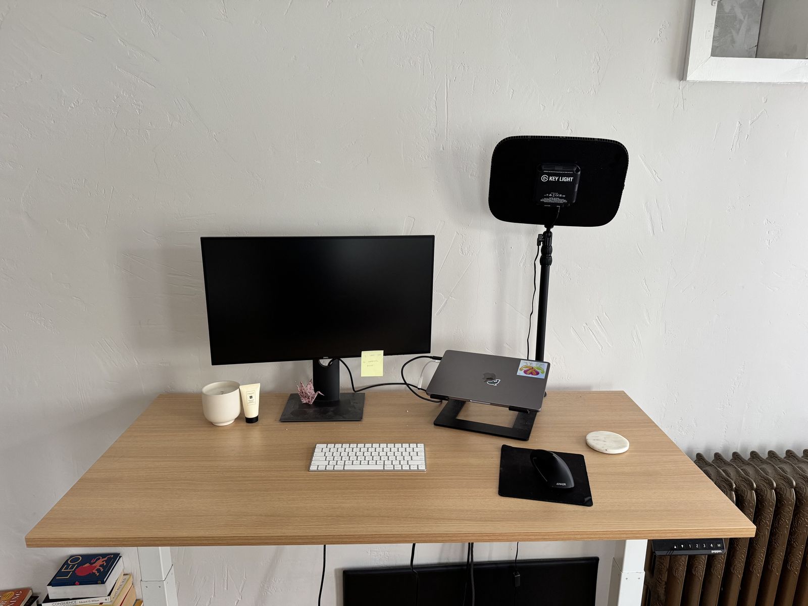 Main image 2