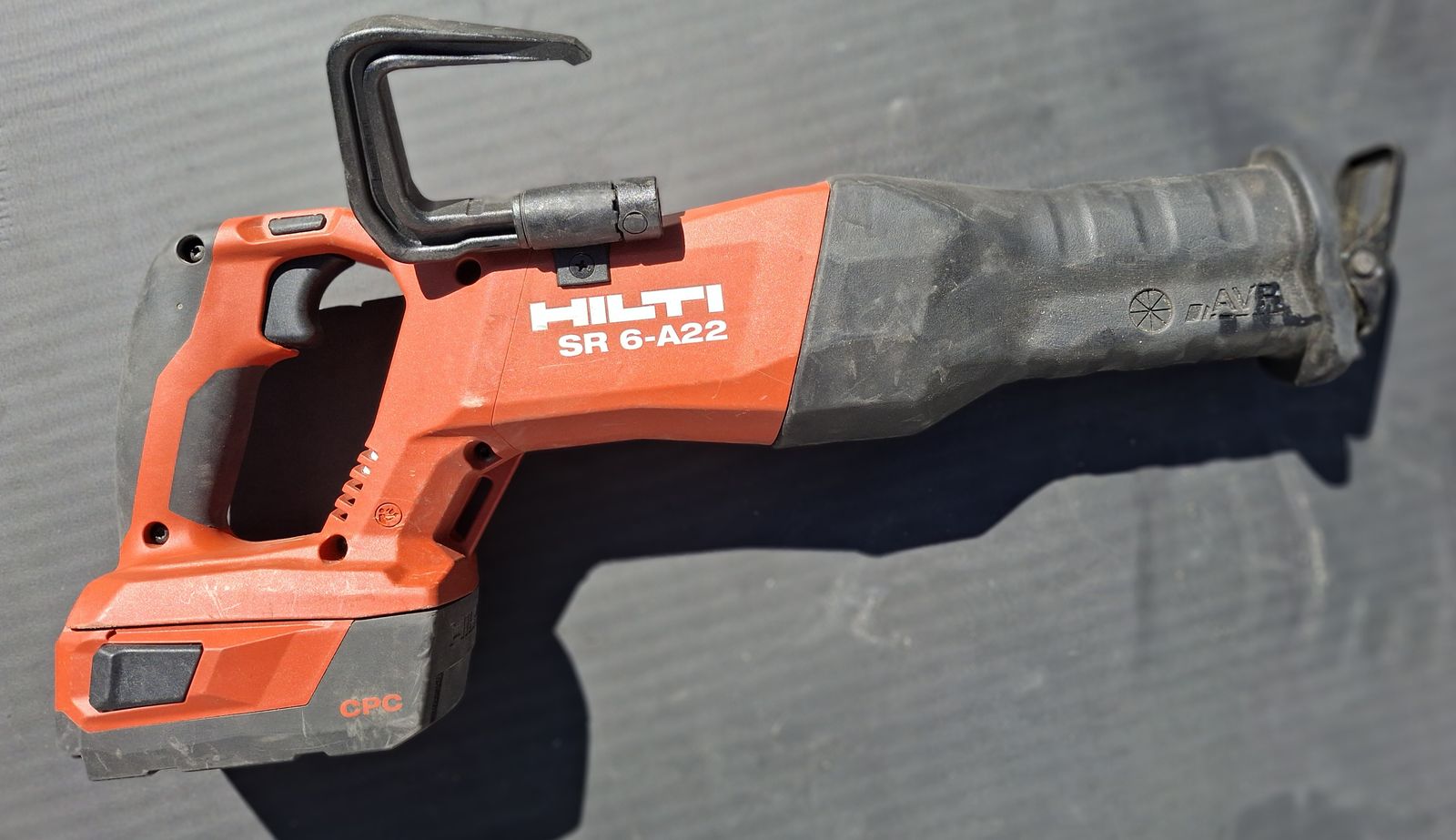 HILTI 22V sawzall SR6 A-22