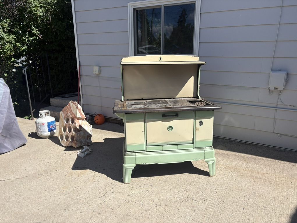 Antique Stove Wood Burning Oven