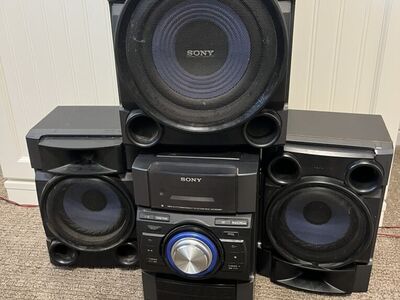 Sony Stereo CD Player With Speaker And Subwoofer