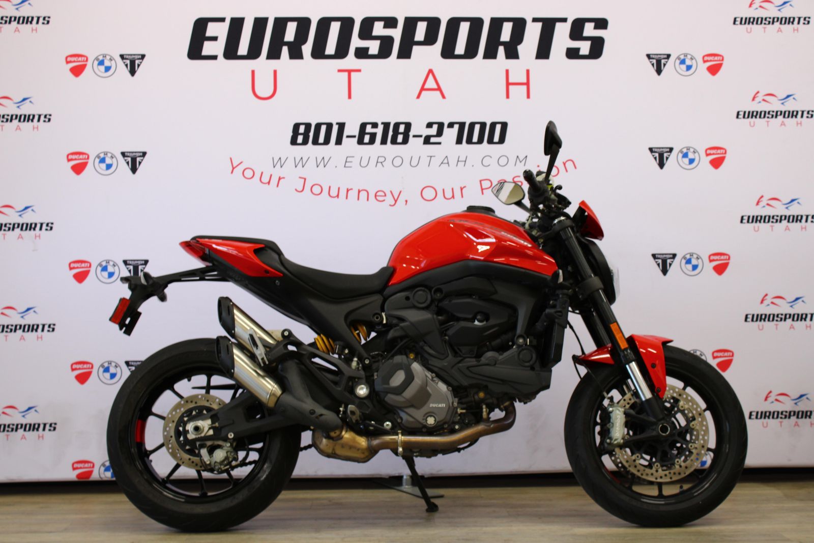2024 Ducati MONSTER PLUS