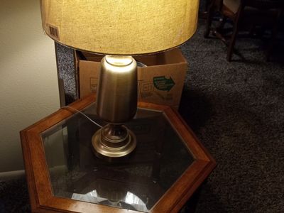 End table - Lamp included