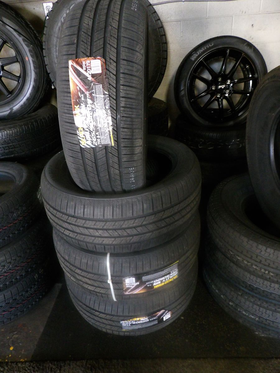 265/50R20 BLACKHAWK AGILITY SUV SET OF NEW TIRES