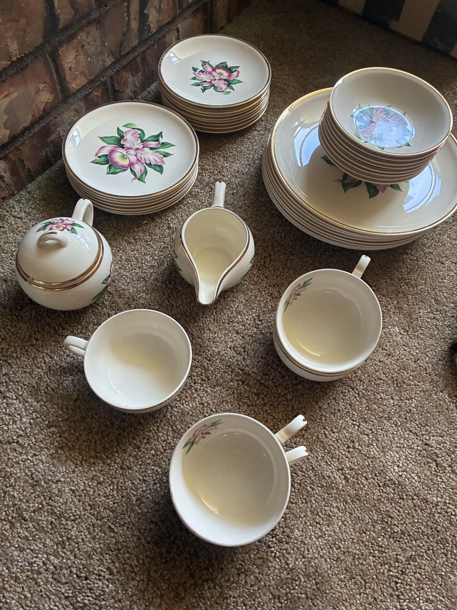 44 pieces of Paden 24 kt china