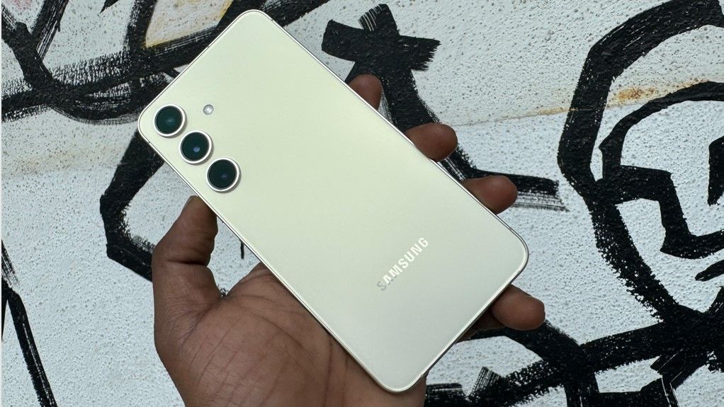 Samsung Galaxy S24, 128GB - Unlocked