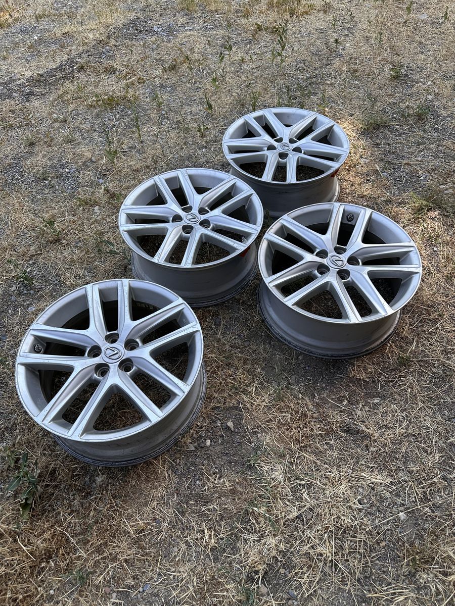 Lexus OEM 17" Rims - Set of 4 (2014 Lexus CT200h)