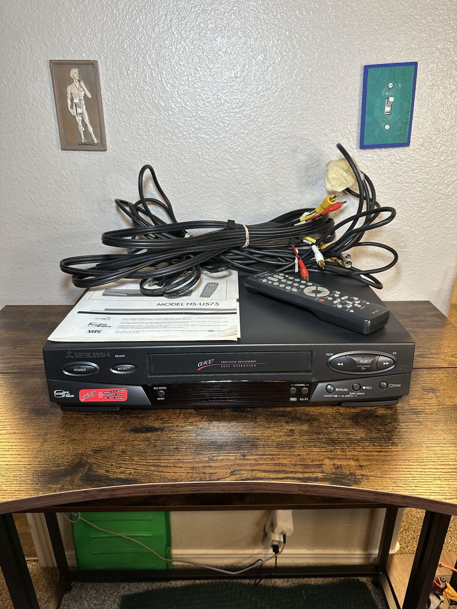 Mitsubishi Hi Fi VCR for VHS Complete With Remote Cables and Manual Tested