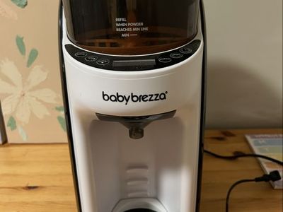 Baby Brezza Formula Pro Advanced Formula Dispenser Machine