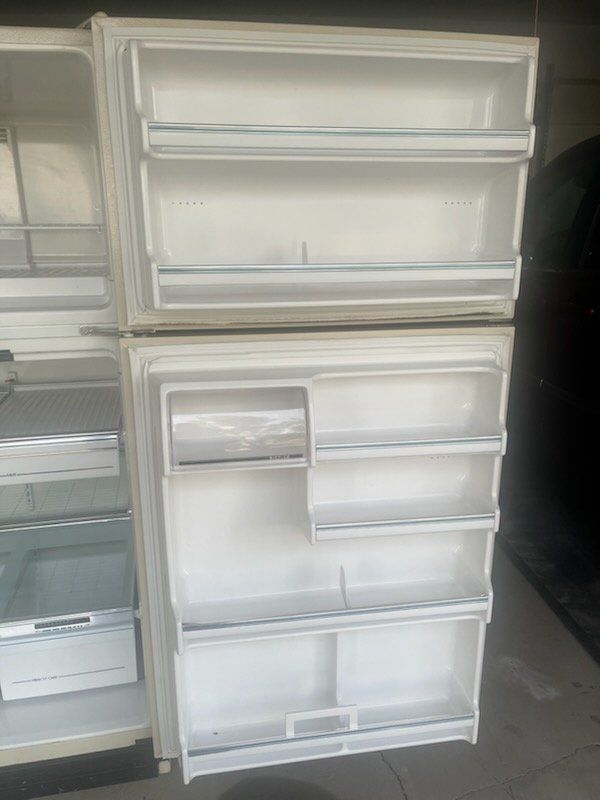 Main image 3