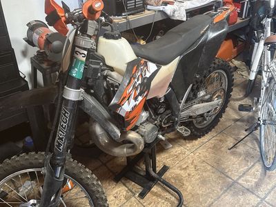 2008 KTM 250 SX Dirt Bike - Lightly Used - Trade for 35hp+ PTO Tractor or Cash