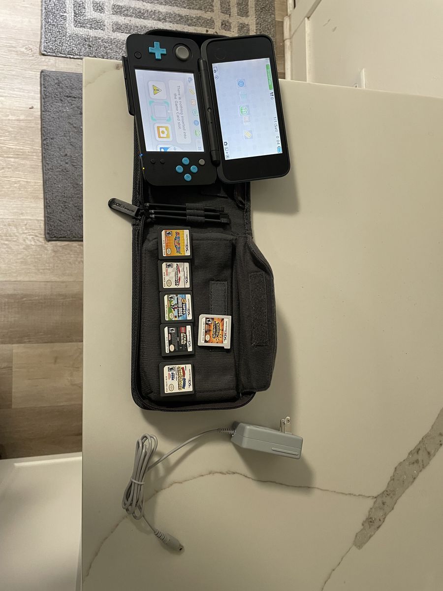 Nintendo 2DS XL