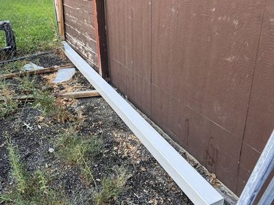 16’ 5”x 5” vinyl post