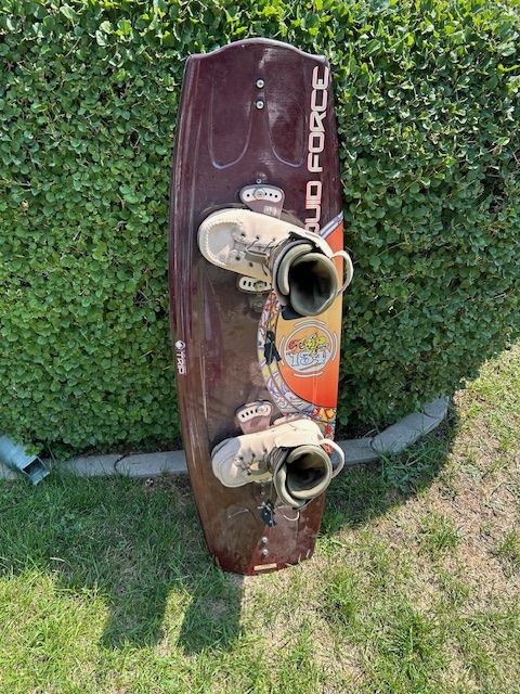 Wakeboard with Boots/Bindings