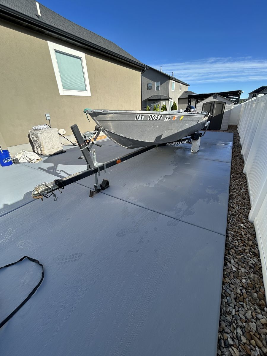 2016 Crestliner utility/fishing boat