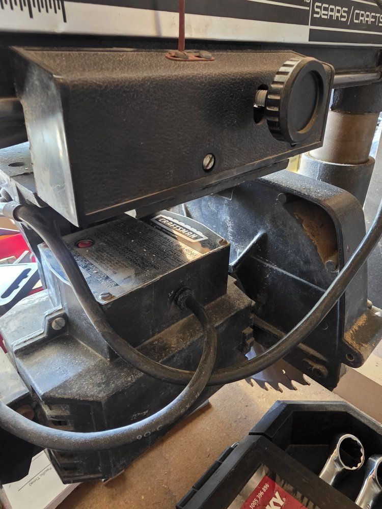 Main image 3