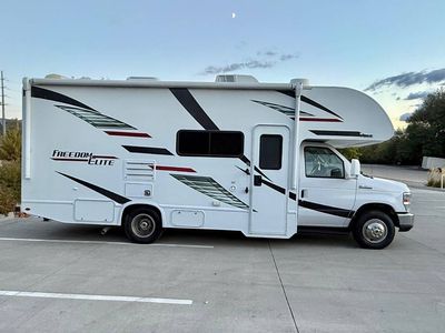 2019 Ford E350 CUTAWAY MOTOR HOME