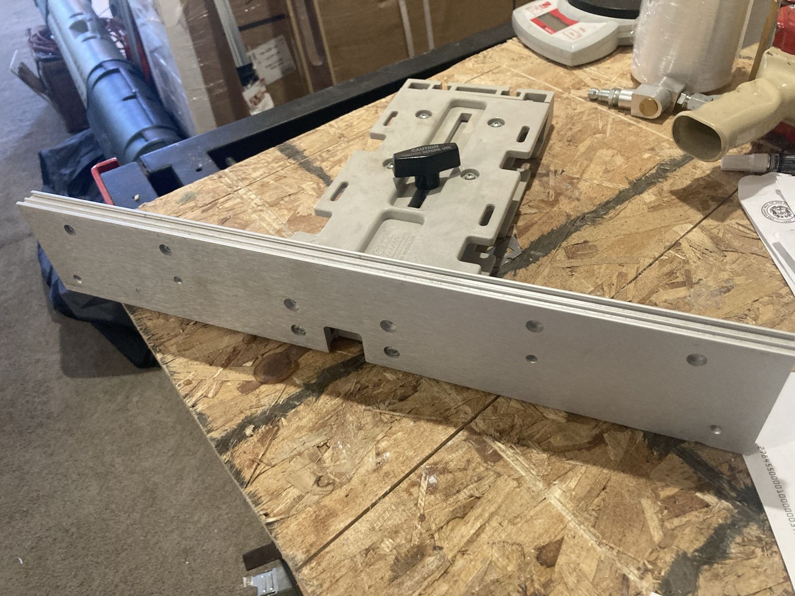 Incra jig with router faceplate