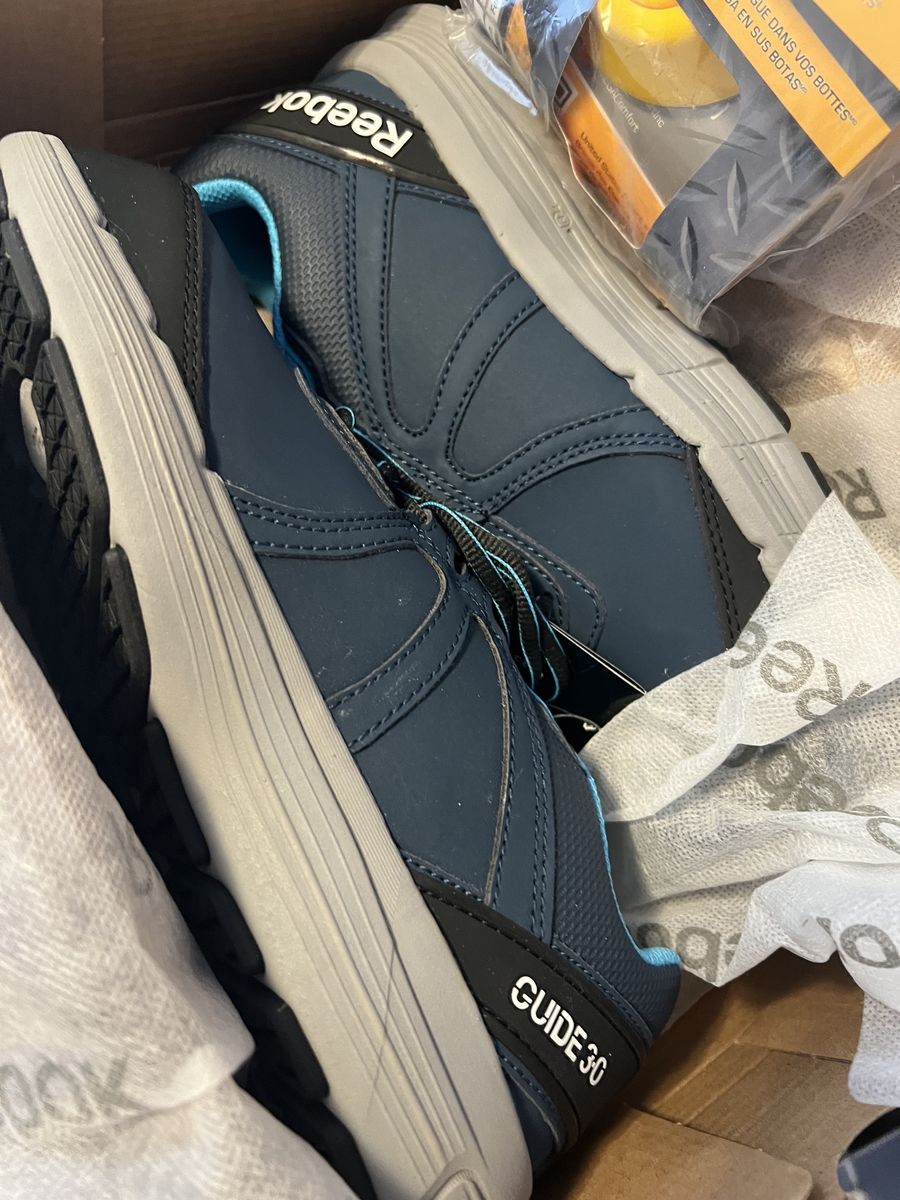 Reebok Women's Performance Work Cross Trainer - Navy and Light Blue