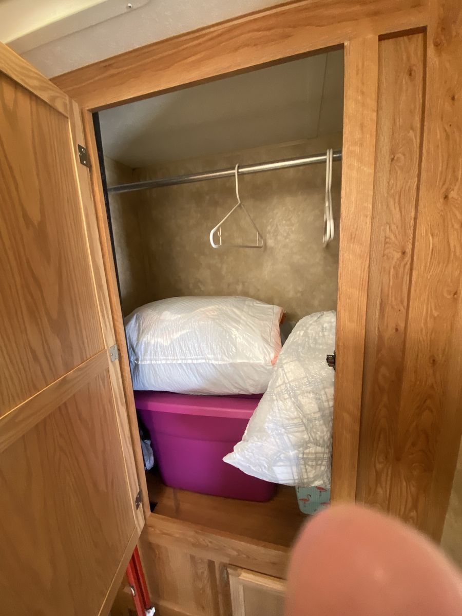 Main image 8